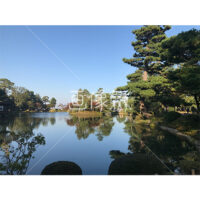 晴天の兼六園の写真素材(32)