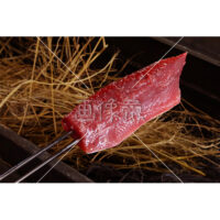 豪快な藁焼き鰹たたきの無料写真素材(2)