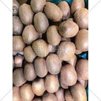 箱いっぱいのキウイフルーツの無料写真素材