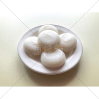 1個33グラムのまる餅5個の写真素材(3)