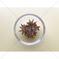 スパイス(ホール)八角の写真素材