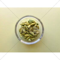 スパイス(ホール)カルダモンの写真素材(2)