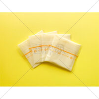 扇状に並べたスライスチーズの写真素材(2)