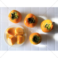 甘くてジューシーな種なし柿の写真素材(6)