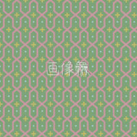 黄緑地のアラベスク調のパターンタイル模様