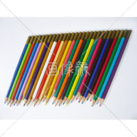 カラフルな色鉛筆の写真素材(5)