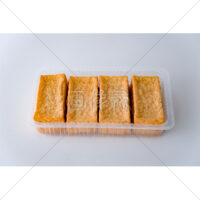 ケースに入った厚揚げの写真素材（4）
