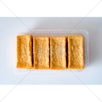 ケースに入った厚揚げの写真素材（6）